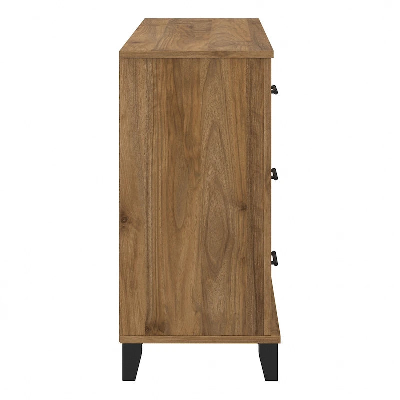 Commode grise texturée à grain de bois de style transitionnel