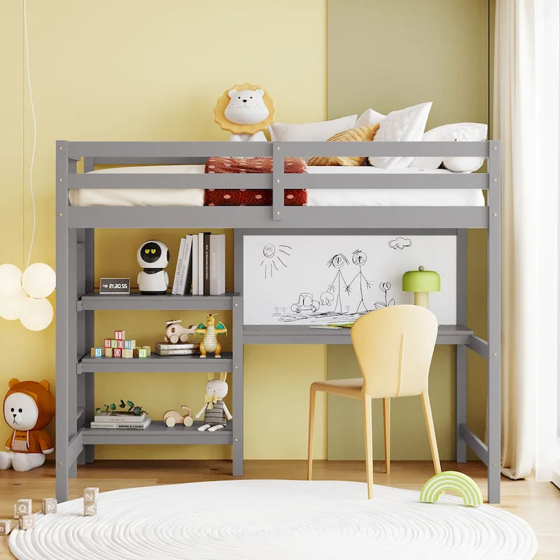 Lit mezzanine en bois avec étagères et bureau