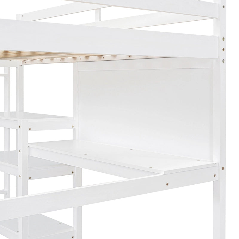 Lit mezzanine en bois avec étagères et bureau