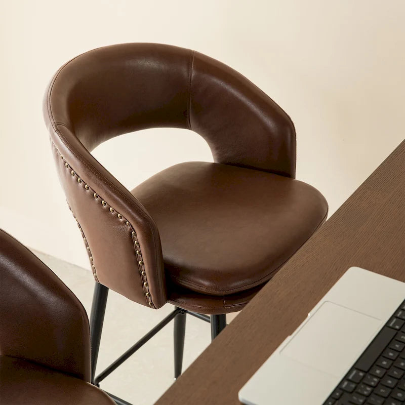 Lot de 2 tabourets de bar modernes du milieu du siècle en similicuir, hauteur 40,5 po avec clous décoratifs