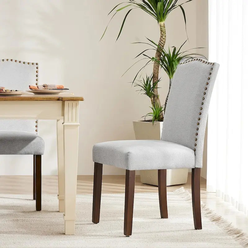 Lot de 2 chaises de salle à manger capitonnées, chaises de salle à manger modernes en tissu capitonné avec garniture cloutée et pieds en bois